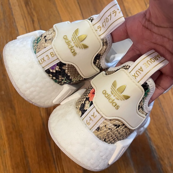 Adidas Boost - Picture 3 of 7